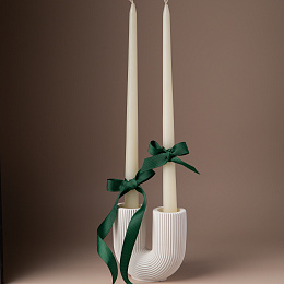 Подсвечник белый U (свечи в комплект не входят)