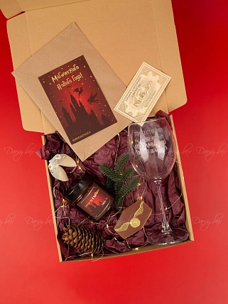 Многолетняя дружба с 