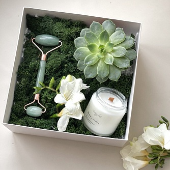 Подарочный набор «Ароматная фрейзия»