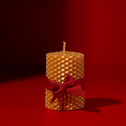 Медовая свеча желтая